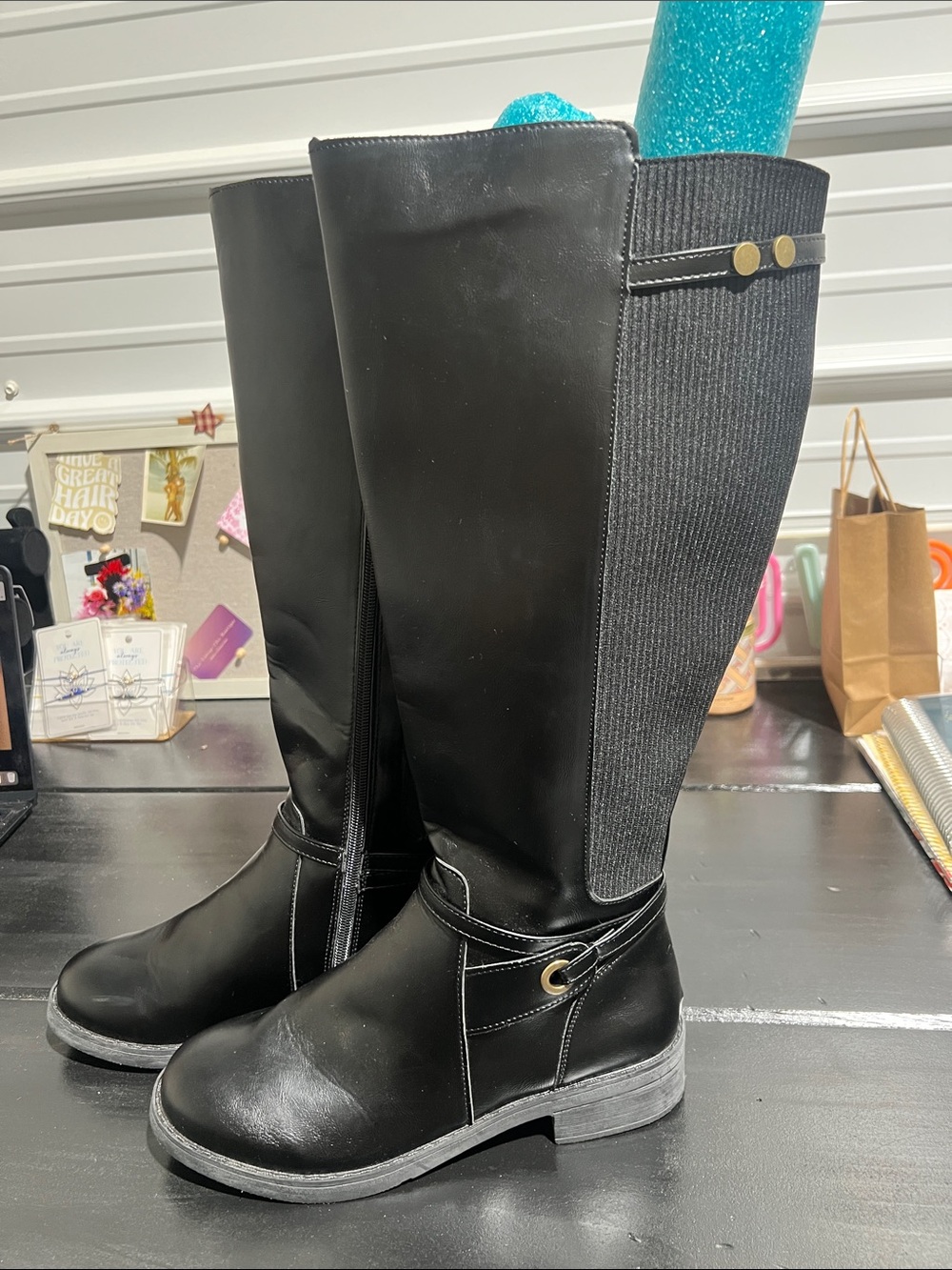 Classic Black Knee-High Riding Boots - Unbranded